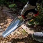 Ergonomic Aluminum Garden Hand Scoop for Soil Digging, Planting and Potting